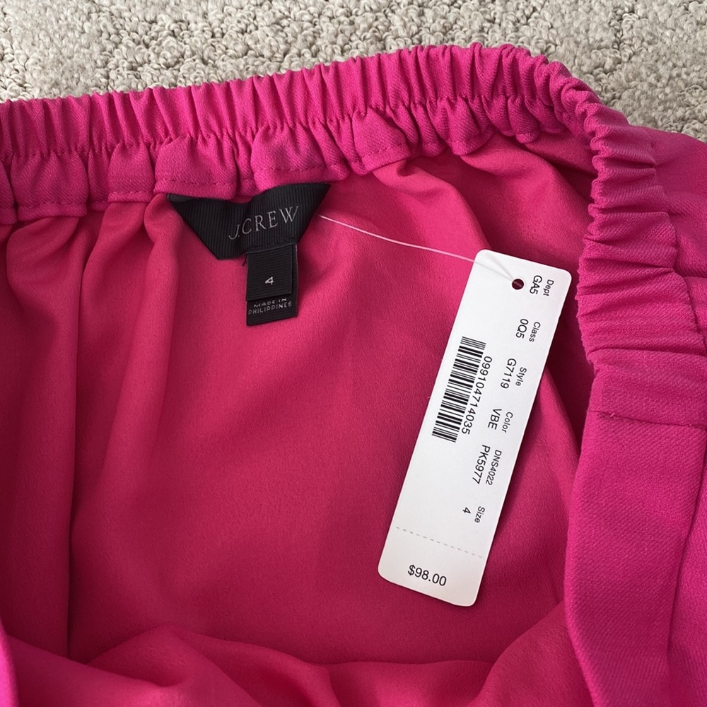 JCrew flared skirt. NEW WITH TAGS. size 4. Excellent condition. - Picture 2 of 4